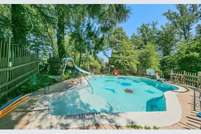 35 Saxon Woods Road, White Plains, NY 10605 - Photo 11