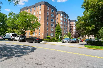 209-15 18th Avenue #3D, Bayside, NY 11360 - Photo 3