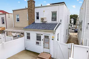 33-23 200th St, Bayside, NY 11361 - Photo 23