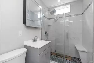 10 Stratton, Huntington Station, NY 11746 - Photo 11