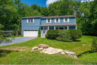 9 Laurel Road, South Salem, NY 10590 - Photo 1