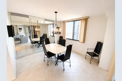 27110 Grand Central Parkway #17L, Floral Park, NY 11005 - Photo 9