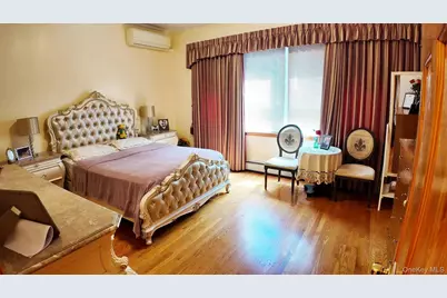 18-24 College Point Boulevard, College Point, NY 11356 - Photo 11