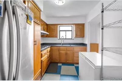 74-49 Calamus Avenue #51, Elmhurst, NY 11373 - Photo 5