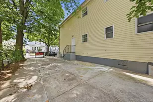 145-37 105th Ave, Jamaica, NY 11435 - Photo 23