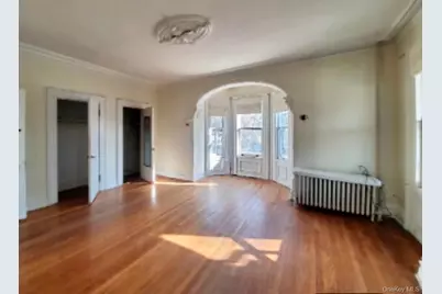 8 Garfield Place, Poughkeepsie, NY 12601 - Photo 3