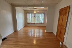 93-08 123rd St, Richmond Hill, NY 11419 - Photo 3