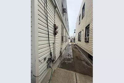93-08 123rd Street, Richmond Hill, NY 11419 - Photo 17