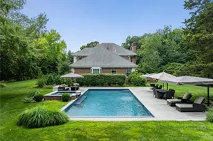 898 Chicken Valley Rd, Locust Valley, NY 11560 - Photo 3
