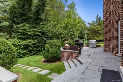 898 Chicken Valley Road, Locust Valley, NY 11560 - Photo 41