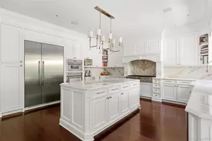 898 Chicken Valley Rd, Locust Valley, NY 11560 - Photo 9