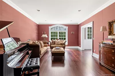 898 Chicken Valley Road, Locust Valley, NY 11560 - Photo 13