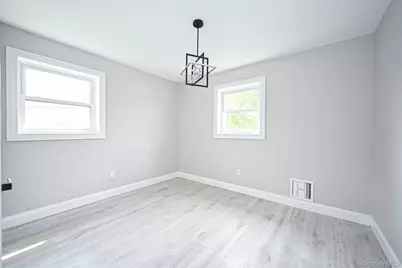 13-15 143rd Street, Whitestone, NY 11357 - Photo 17