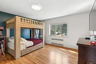 1007 Stafford Rd, Valley Stream, NY 11580 - Photo 15