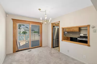 52 Narcissus Avenue, Jericho, NY 11753 - Photo 9