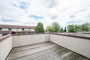 1 Anchorage Way, Freeport, NY 11520 - Photo 21