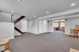 727 Peter Paul Dr, West Islip, NY 11795 - Photo 15