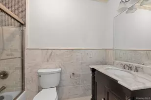 171 Stillwell Ln, Syosset, NY 11791 - Photo 33