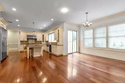 171 Stillwell Lane, Syosset, NY 11791 - Photo 15