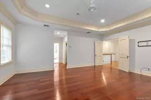171 Stillwell Ln, Syosset, NY 11791 - Photo 21