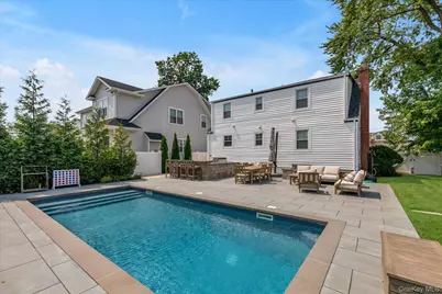 105 Ocean Avenue, Bellmore, NY 11710 - Photo 19