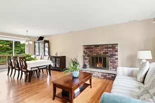 16 Cromwell Dr, Poughkeepsie, NY 12603 - Photo 11