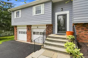 16 Cromwell Dr, Poughkeepsie, NY 12603 - Photo 3