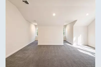 61 Shore Road #B, Mount Sinai, NY 11766 - Photo 37