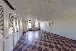 121 E 2nd St, Brooklyn, NY 11218 - Photo 29