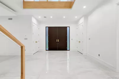 17 Wallenberg Circle, Monsey, NY 10952 - Photo 19