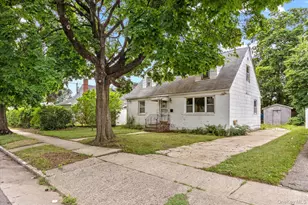 1037 Broadway, Westbury, NY 11590 - Photo 3