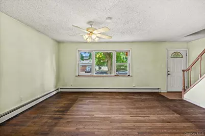 1037 Broadway, Westbury, NY 11590 - Photo 15
