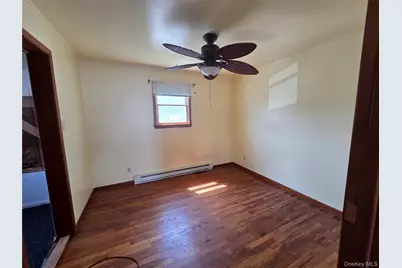 533 S 8th Street, Lindenhurst, NY 11757 - Photo 5