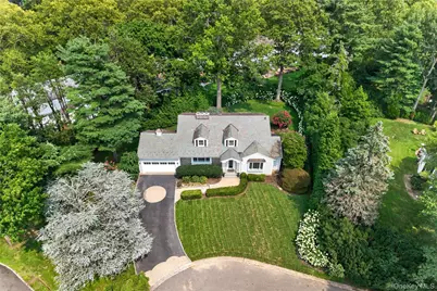 20 Earle Place, Manhasset, NY 11030 - Photo 43