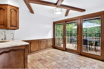 20 Earle Place, Manhasset, NY 11030 - Photo 13