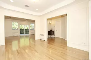 122 Bates Dr, Monsey, NY 10952 - Photo 9