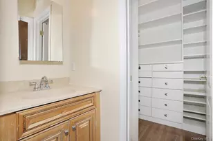 122 Bates Dr, Monsey, NY 10952 - Photo 19