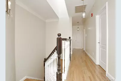 122 Bates Drive, Monsey, NY 10952 - Photo 17
