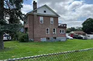 463 South St, Newburgh, NY 12550 - Photo 3