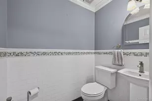 108 Spring Rd, Huntington, NY 11743 - Photo 9