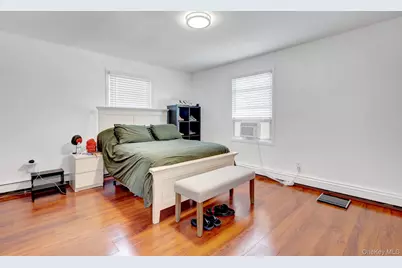 80 Noble Street, Lynbrook, NY 11563 - Photo 9