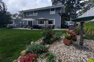 28 Florida Ave, Commack, NY 11725 - Photo 17