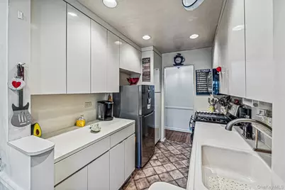 8429 153rd Avenue #3CD, Howard Beach, NY 11414 - Photo 11