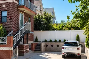 125-19 14th Ave, College Point, NY 11356 - Photo 23