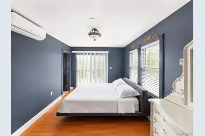 125-19 14th Ave., College Point, NY 11356 - Photo 7