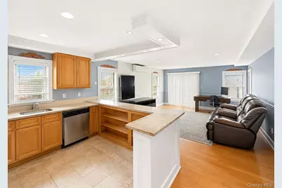 125-19 14th Ave., College Point, NY 11356 - Photo 3