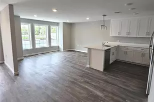 221 Eastview Dr, Central Islip, NY 11722 - Photo 5