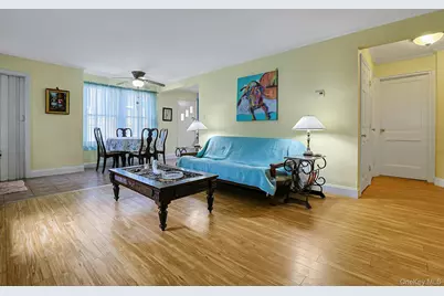 157 Whitman Road, Yonkers, NY 10710 - Photo 5