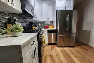 119-22 190th St, Saint Albans, NY 11412 - Photo 9