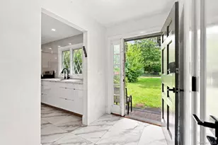 61 S Airmont Rd, Suffern, NY 10901 - Photo 3